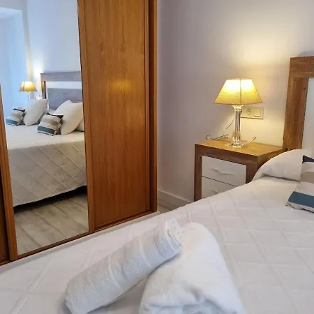 Apartamento 143a- Apto Junto A La Playa